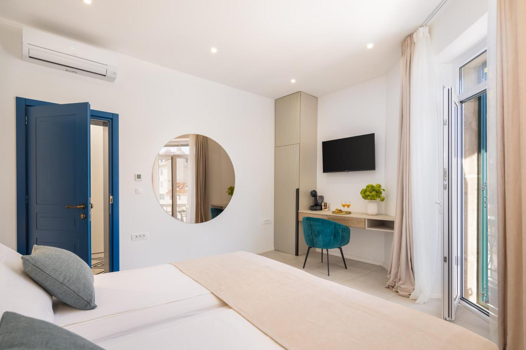 48 Rooms Σπλιτ Εξωτερικό φωτογραφία