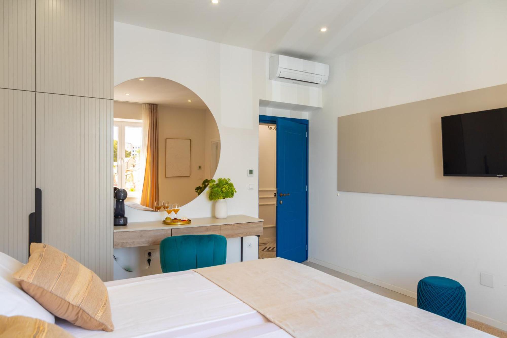 48 Rooms Σπλιτ Εξωτερικό φωτογραφία