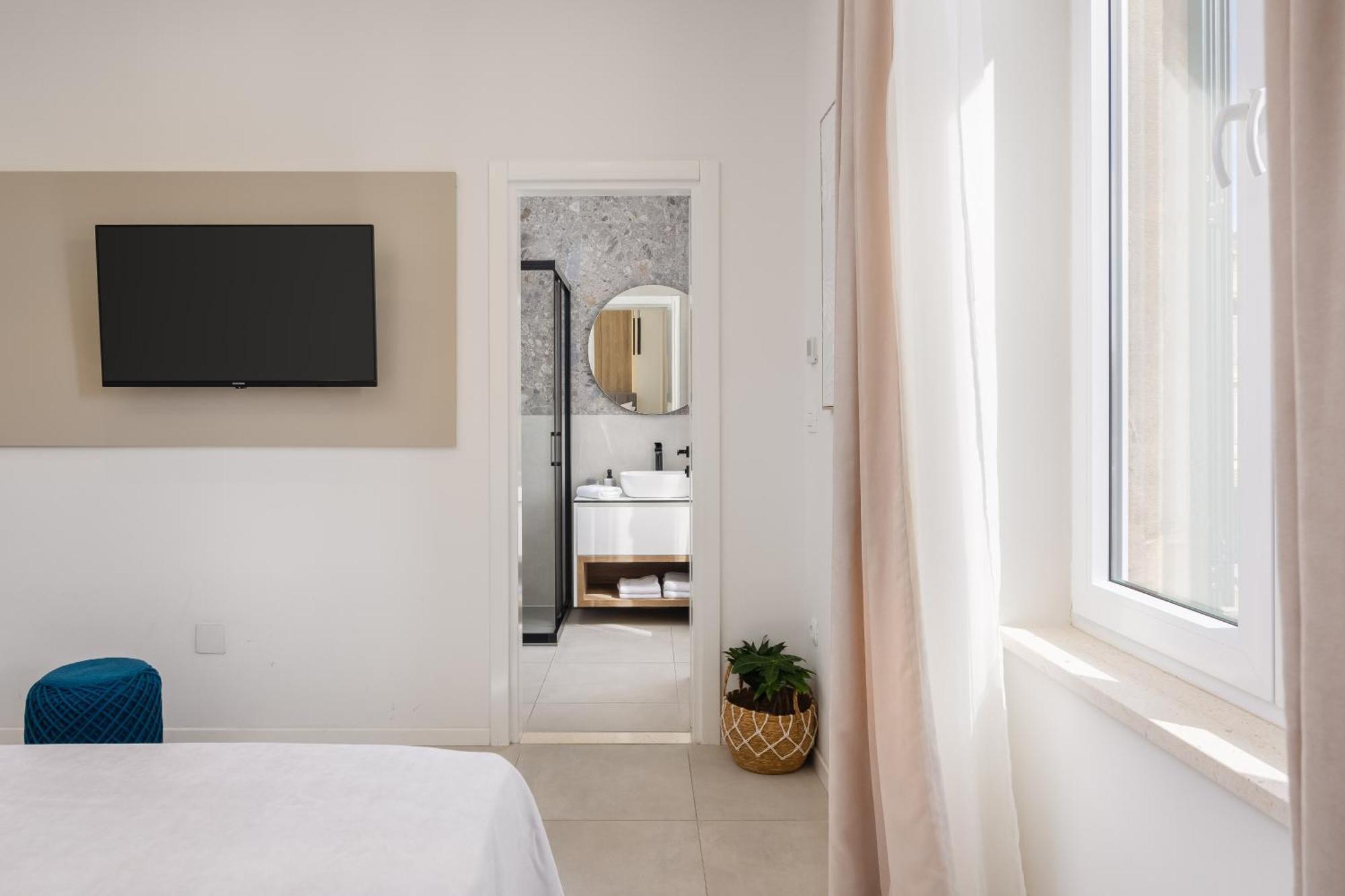 48 Rooms Σπλιτ Εξωτερικό φωτογραφία